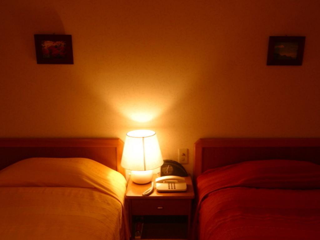 Hillside Inn Sirocco تاتياما المظهر الخارجي الصورة